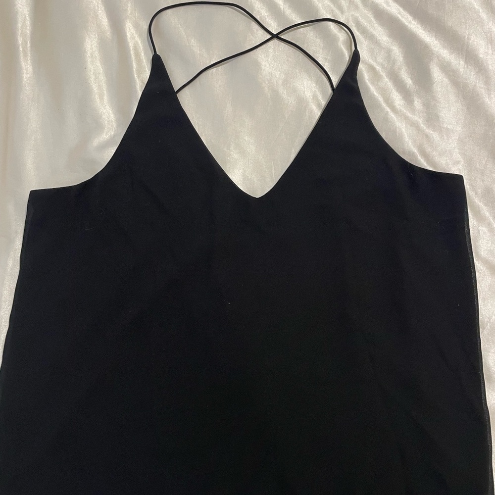Backless tank